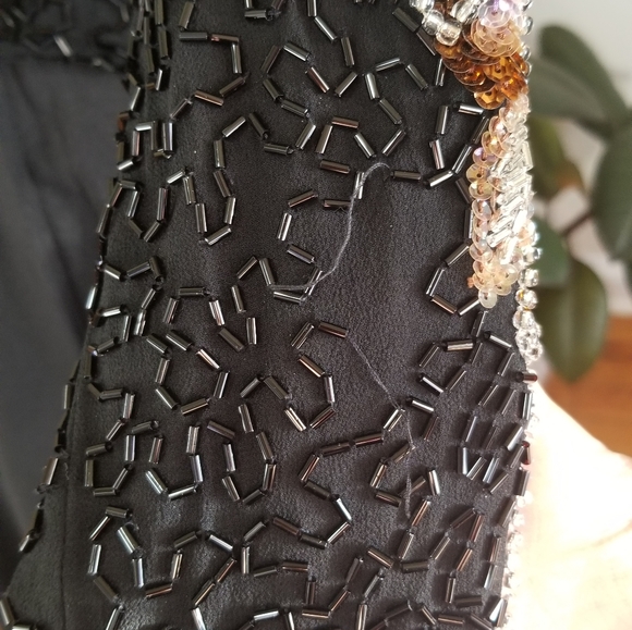 Heavily beaded peplum top - Picture 6 of 11